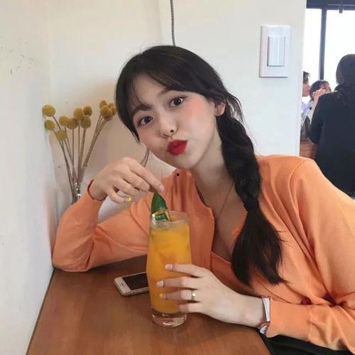 娱乐吃瓜酱女生财务自由,女生的逆袭之路